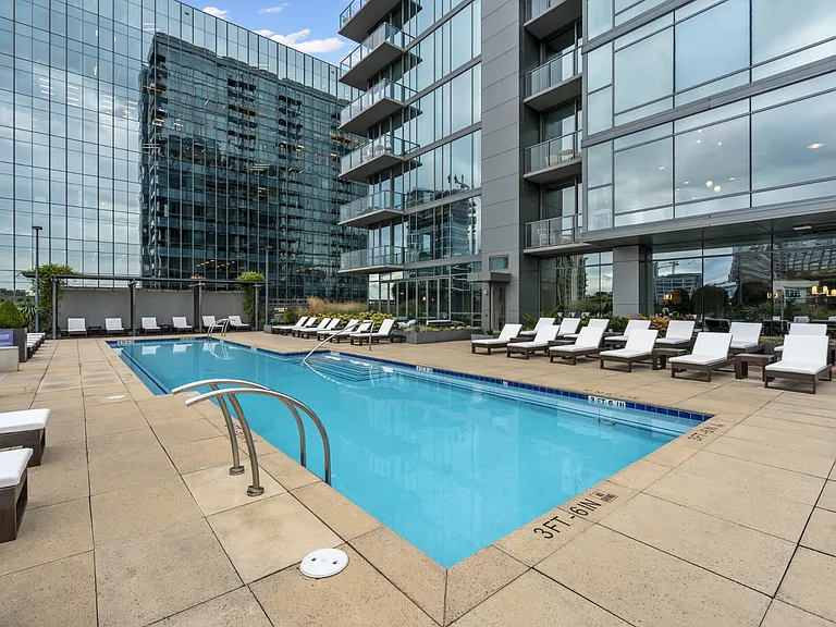 1212 Laurel St #2114 — Photo 22