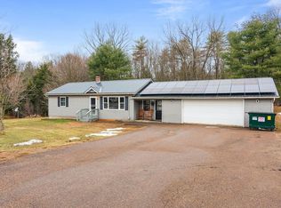 27 Kim Ln, Milton, VT 05468
