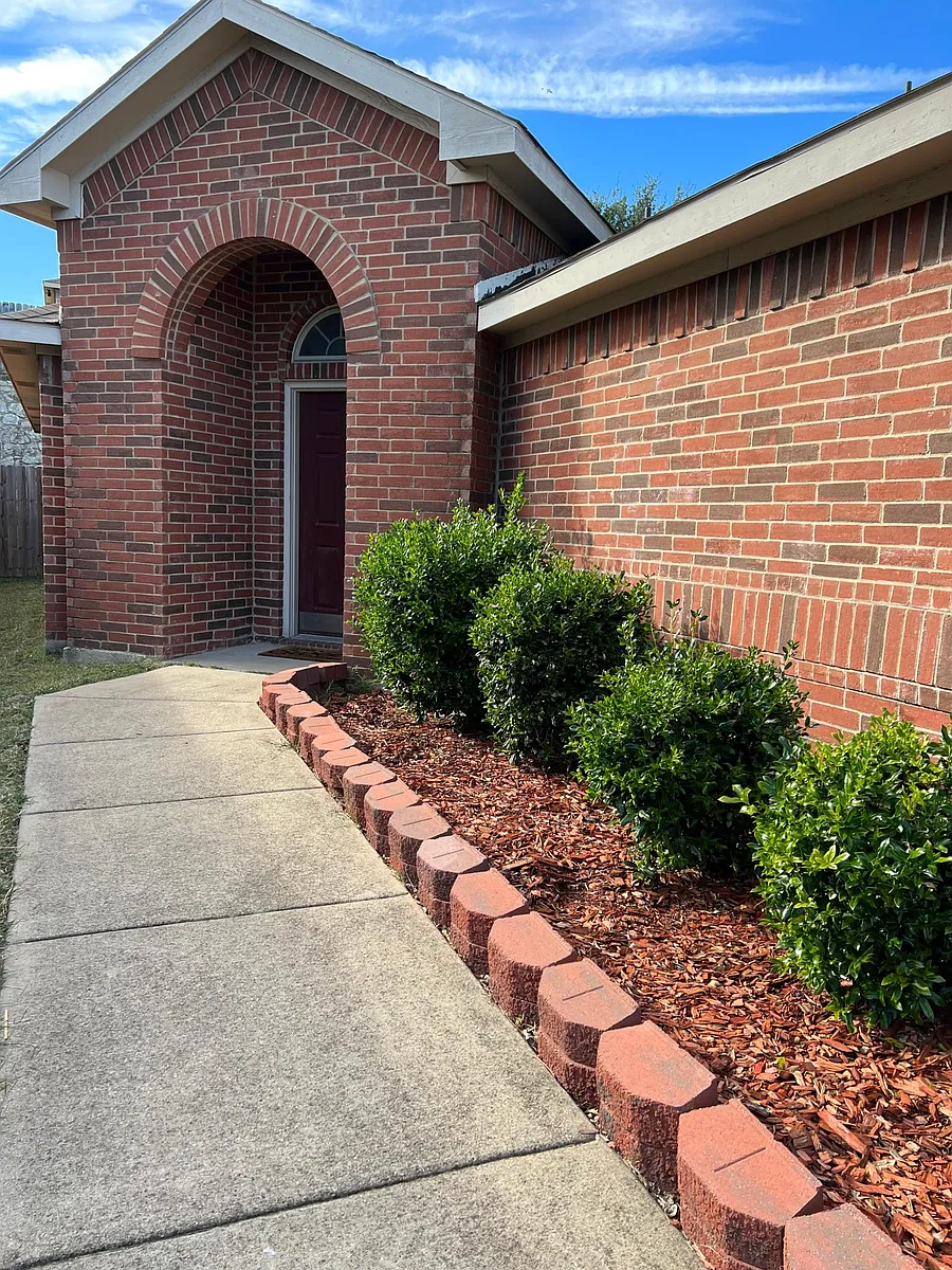 Building Photo - 8241 Clarkview Dr
