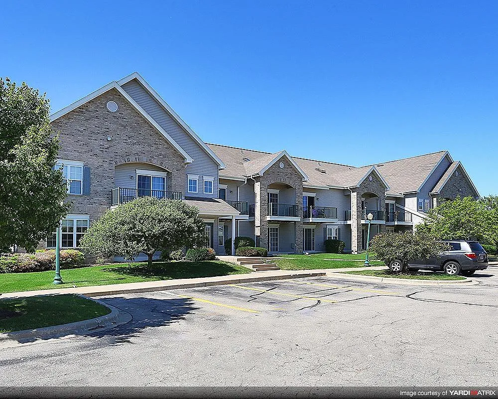 Gateway Commons — Photo 1
