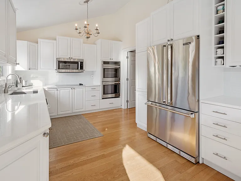 39 Knollwood Dr — Photo 5