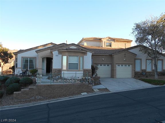 2nd image of 223 Big Horn Dr Unit 1