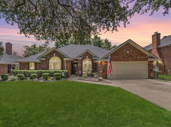 3317 Clearfield Dr, Grapevine, TX 76051