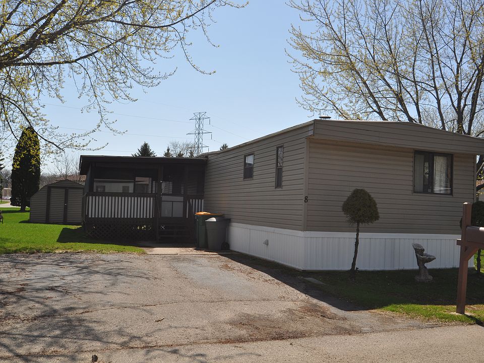 1st image of 8 Meadowlark Ct