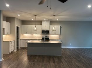 307 Bucklebury Ct, White House, TN 37188