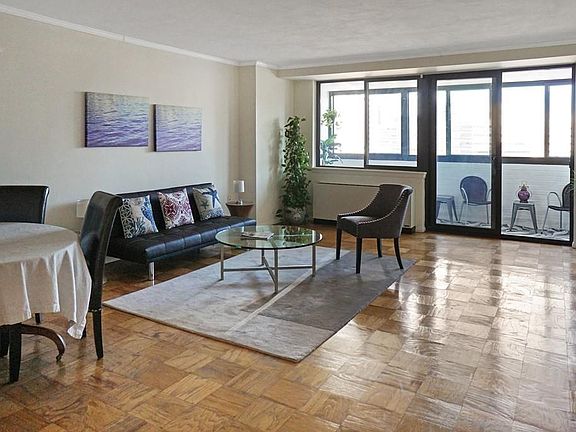 3rd image of 6 Whittier Pl APT 14M