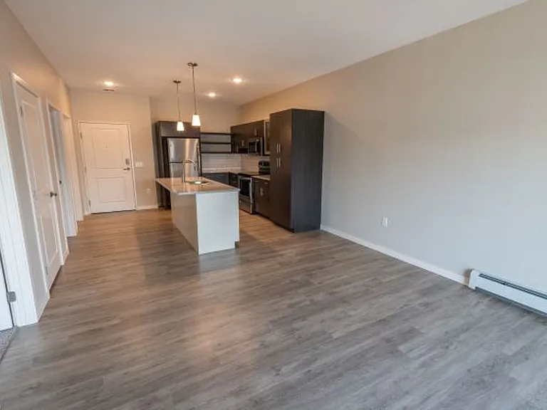 Encore Park Apartments — Photo 15