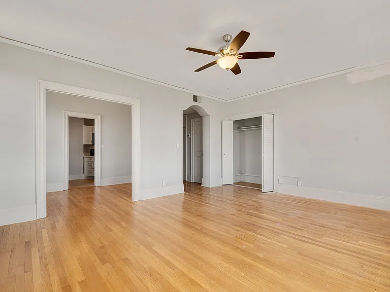 Fort Wood Apartments — Photo 29