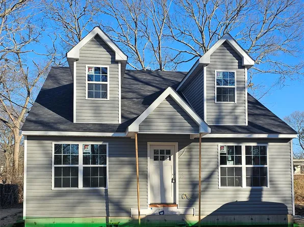 23 Washington Avenue, Mastic, NY 11950