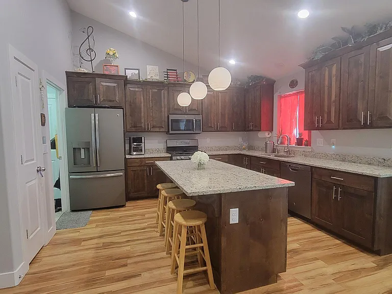 1519 S 620 W — Photo 12