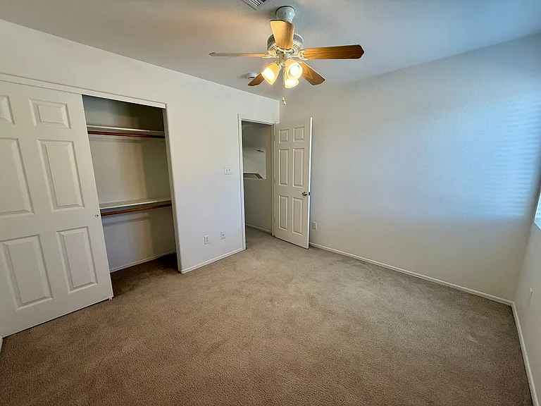10736 S Calle Raquel — Photo 14