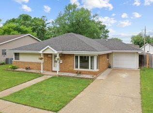 1056 Saint Paul St, Green Bay, WI 54304
