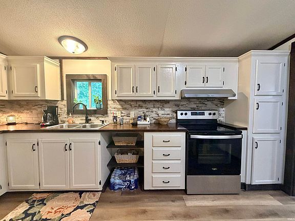 4th image of 3356 Mangus Rd