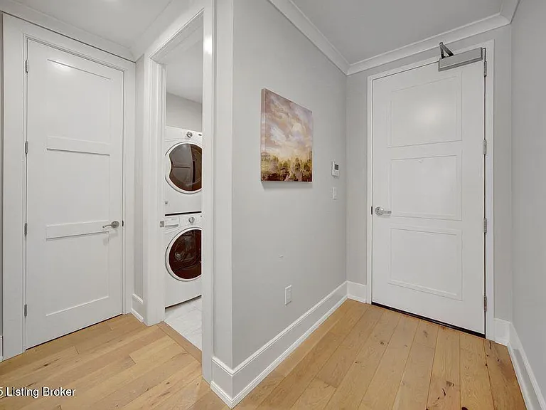 9419 Norton Commons Blvd #203 — Photo 30