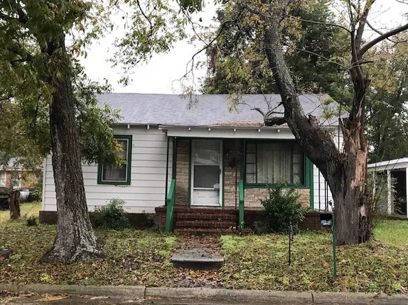 1013 Seaboard St, Goldsboro, NC 27530