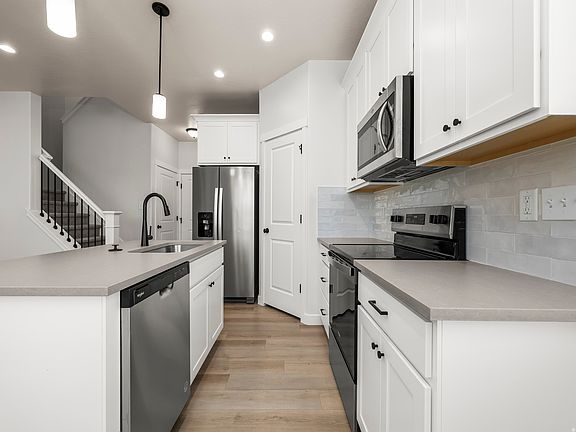 2nd image of 4152 W Hillscape Cir