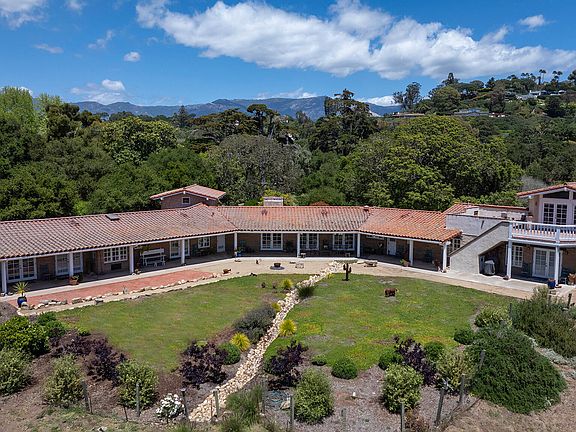 2nd image of 4205 Mariposa Dr