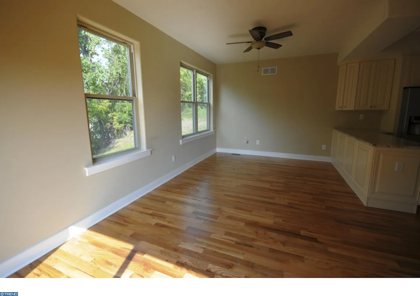 Beautiful 4 Bed, 3.5 Bath Home Available Summer 2026 — Photo 4