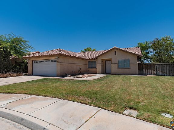 3rd image of 2315 Hannah Ct