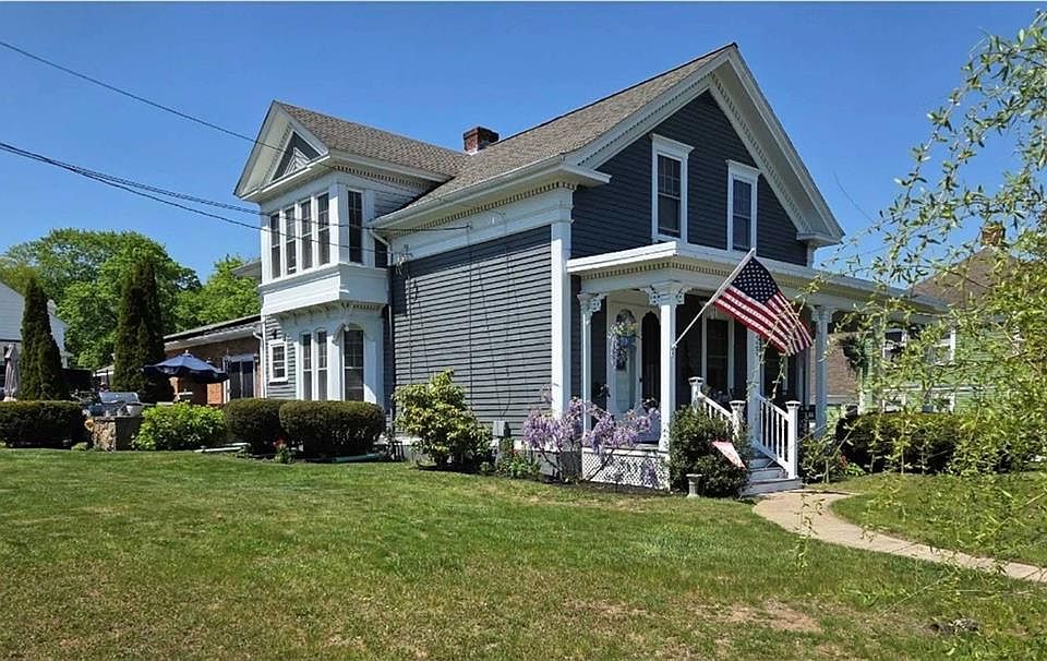 1st image of 35 Fairview Ave