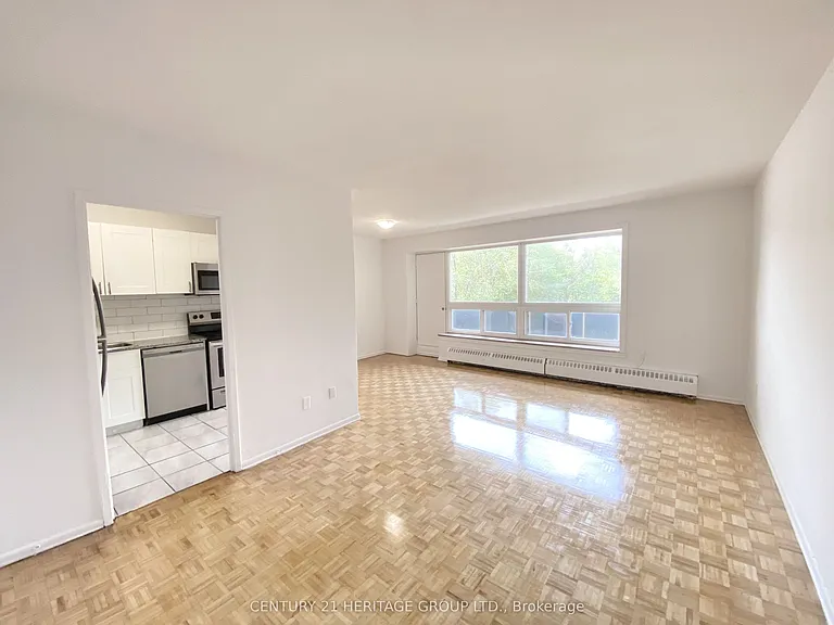 10 Garfella Dr #206 — Photo 2