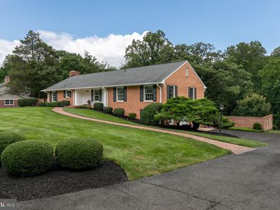 6016 Berwynd Rd, Fairfax, VA, 22030