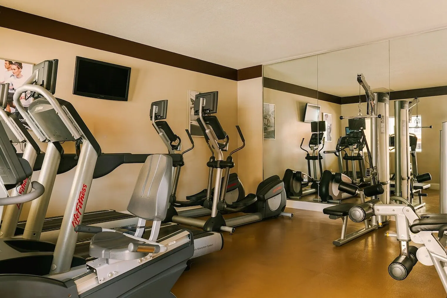 1 bed, 1.0 bath, $2,640 — Photo 4