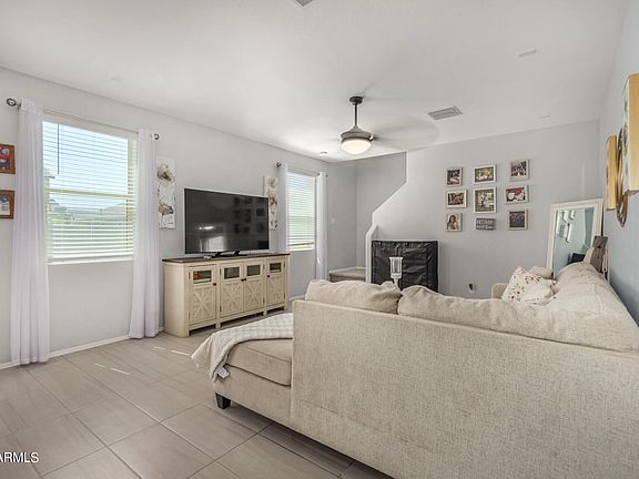 5th image of 10823 W KING Street