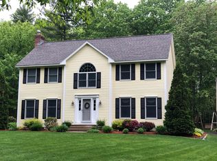 15 Twiss Ln, Hollis, NH 03049