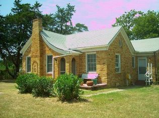 247 Main St, Donie, TX 75838