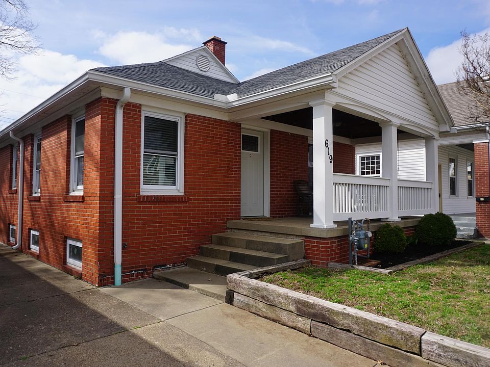 1st image of 619 S Rotherwood Ave
