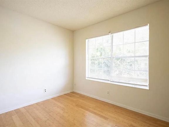 4th image of 5112 Society Pl W Unit 1