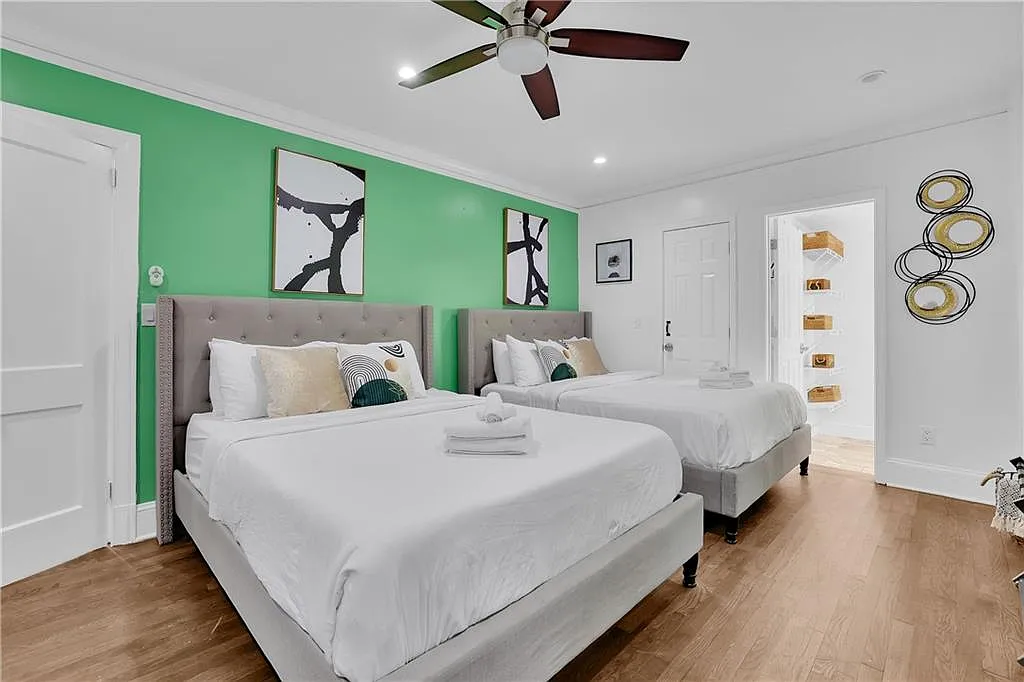 3 bed, 2.0 bath, 1285 sqft, $5,500 — Photo 3