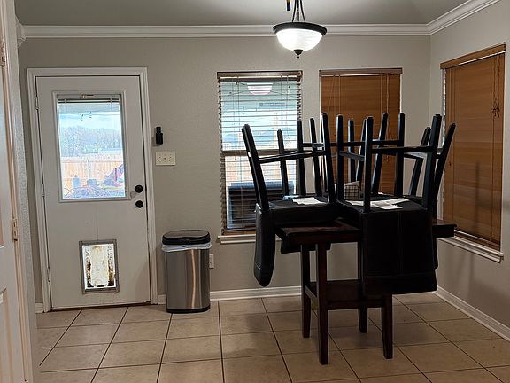 4th image of 10148 Bunting Dr