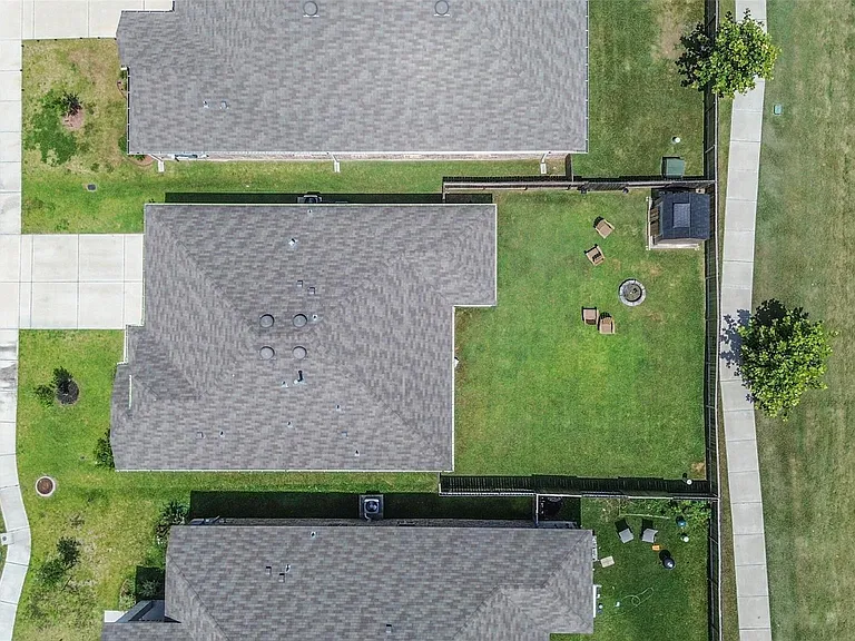 339 Friesian Ct — Photo 29