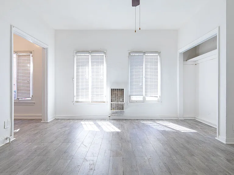 3048 W 12th Street — Photo 43