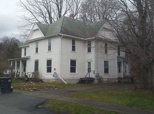 11 Weld St, Naples, NY 14512