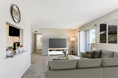 Bent Creek Apartments and Townhomes Photo 1