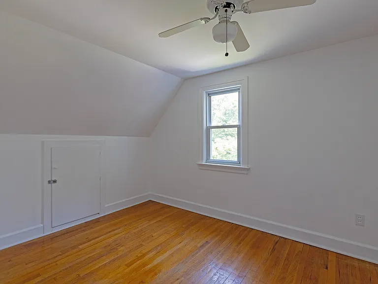 8B Myer Ln — Photo 17