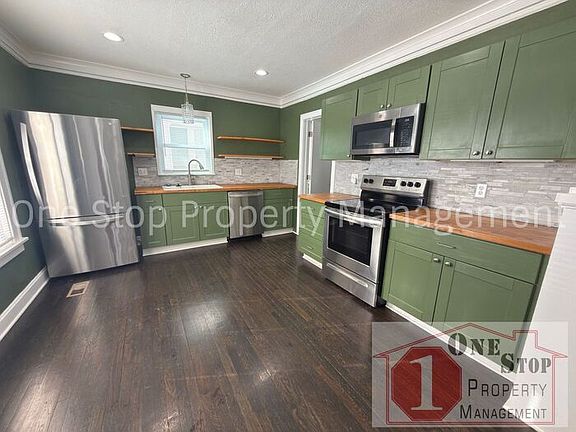 4th image of 2406 E 69th Ter
