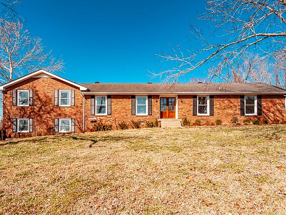 2nd image of 704 Emily Dr
