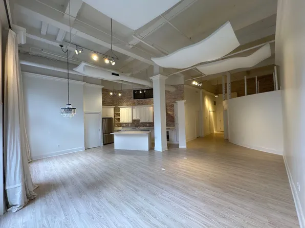 239 5th Ave N APT 502, Nashville, TN 37203