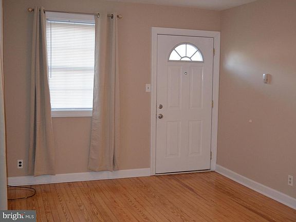5th image of 405 Monticello Ave
