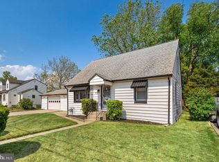 814 Highland Ave, Glendora, NJ 08029