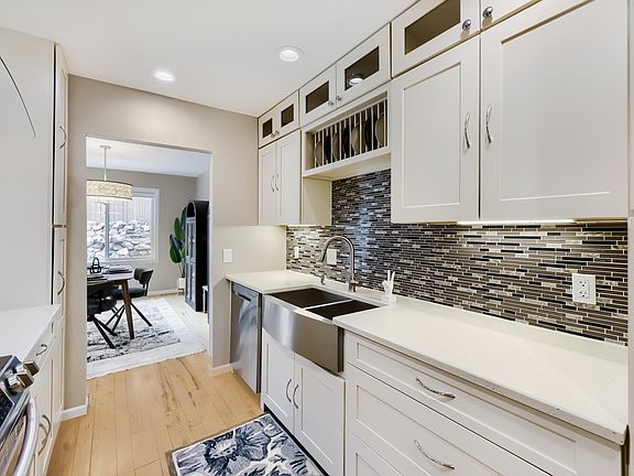 5th image of 175 Xenon St