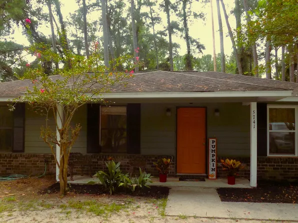 5741 Octavia Ave, Ravenel, SC 29470