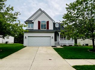 5867 Versailles Ave, Ann Arbor, MI
