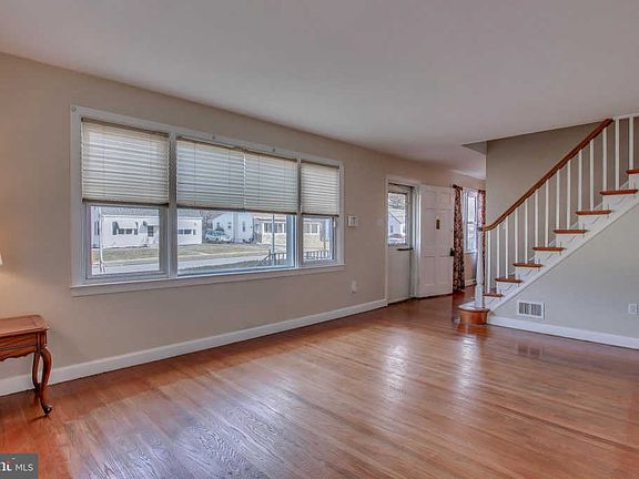 5th image of 4112 Chandler Dr