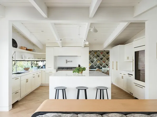 462 15th St, Del Mar, CA 92014