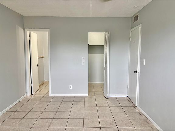3rd image of 5300 Washington St APT C318